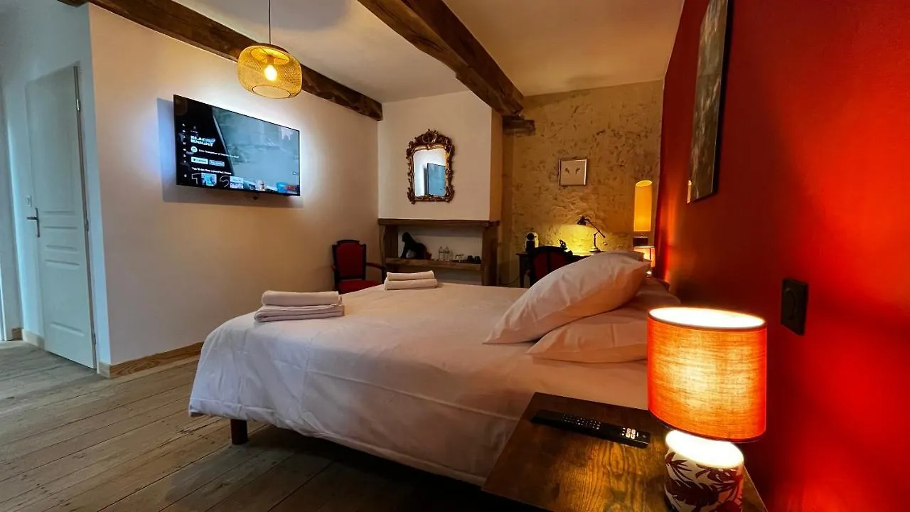 Bears N Breakfast Bed & Breakfast Condom France